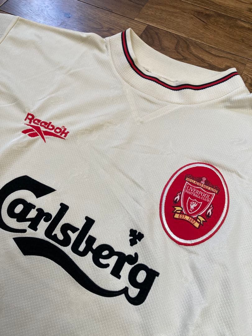 リヴァプール　ユニフォーム