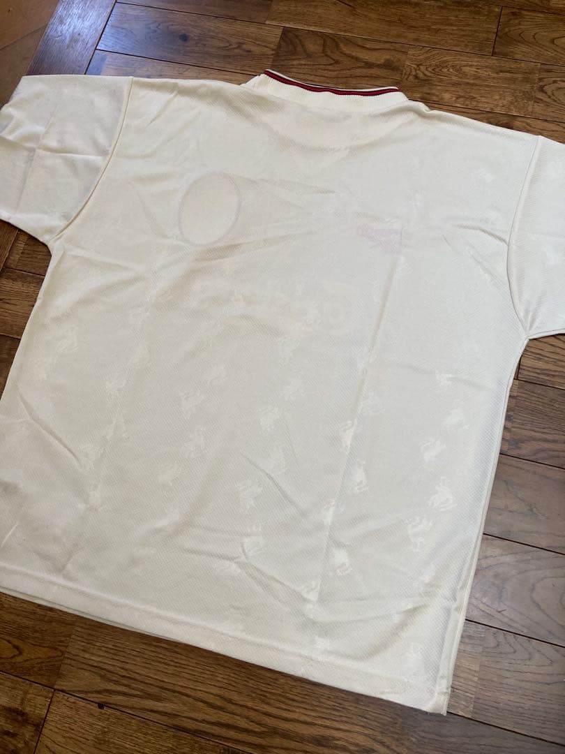 リヴァプール　ユニフォーム