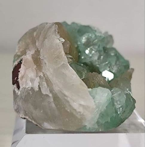 アポフィライト スティルバイト️ 鉱物 標本 原石 母岩付きミネラル インド産