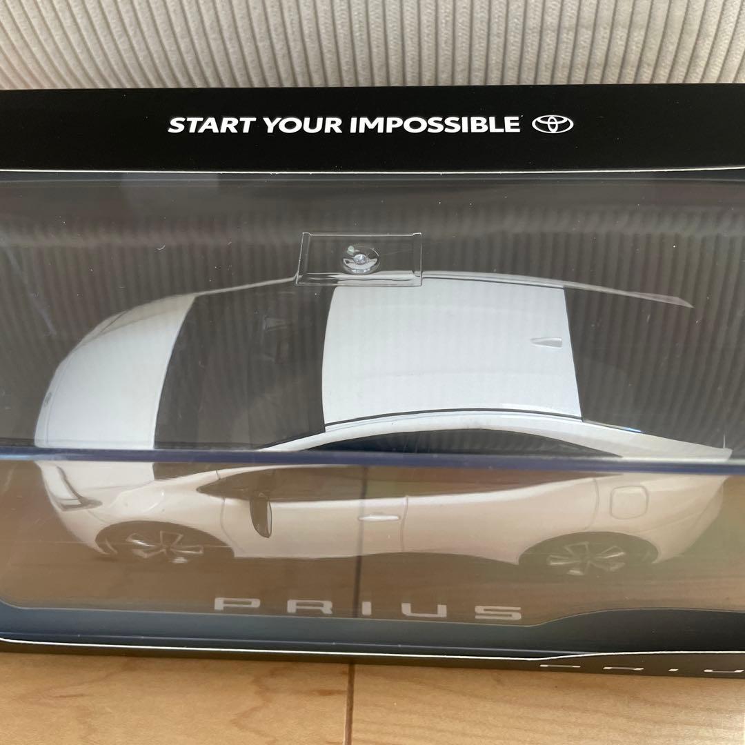 トヨタ プリウス ミニカー パール