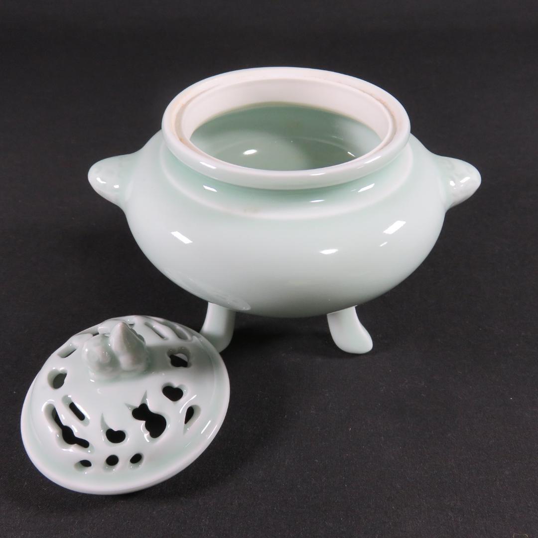 香炉 鍋島焼 新品 在銘 三つ足 耳付き 青磁