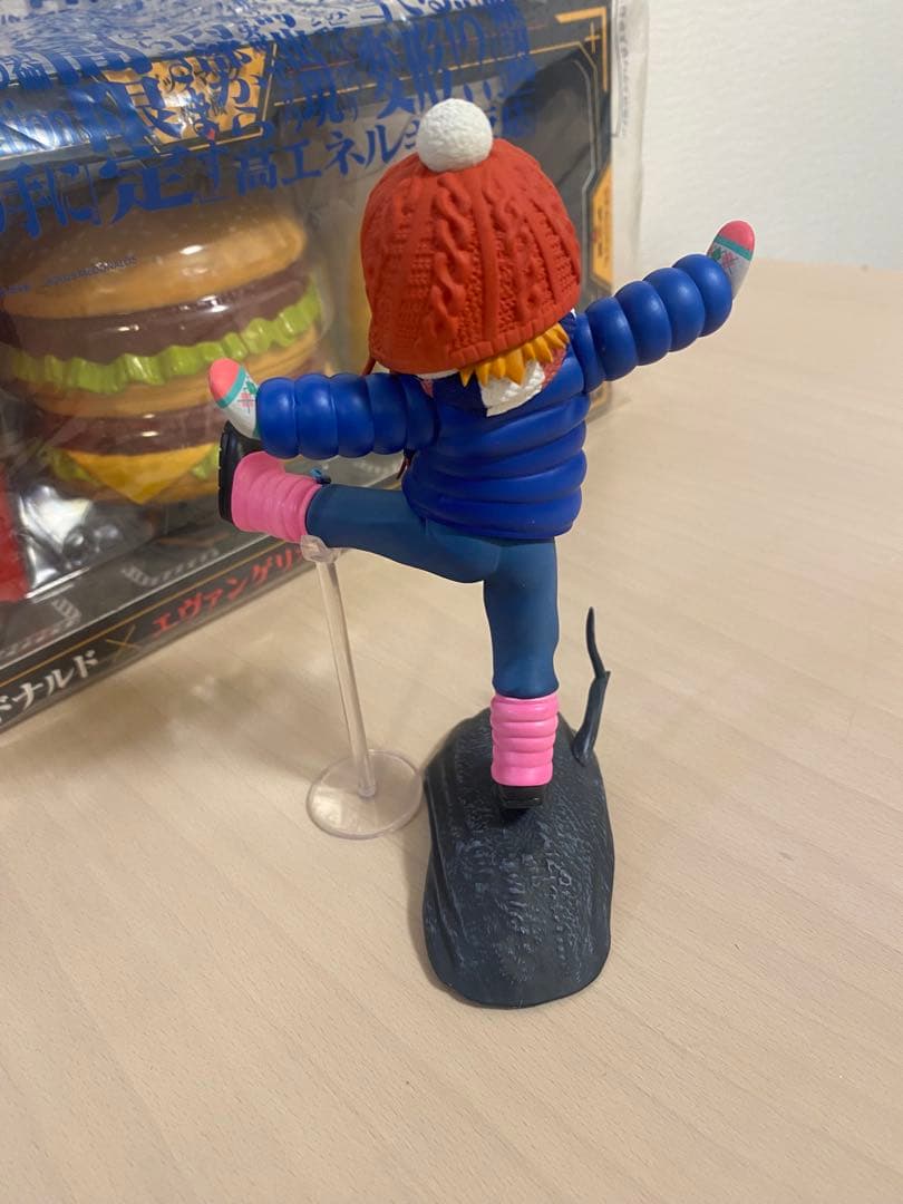 マクドナルド　エヴァンゲリオン　ドラクエ　スライム　アスカ