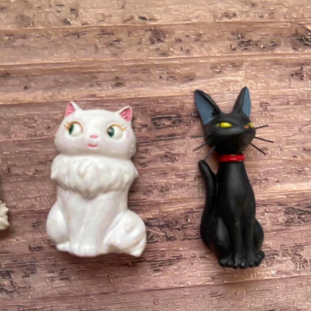 訳あり　ジブリ　魔女の宅急便　ジジ　白猫　子猫　マグネット　希少　レア