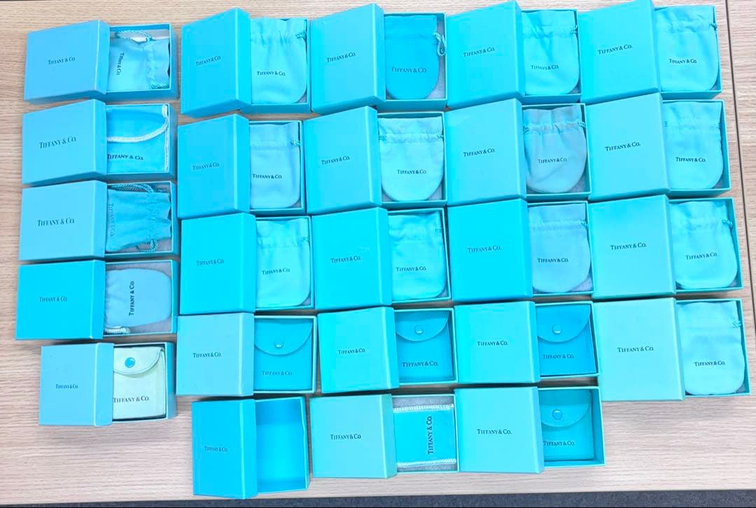 ティファニー　空箱37個Tiffany & Co. ギフト箱 セット
