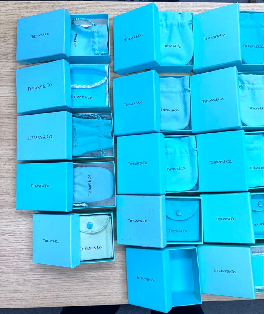 ティファニー　空箱37個Tiffany & Co. ギフト箱 セット