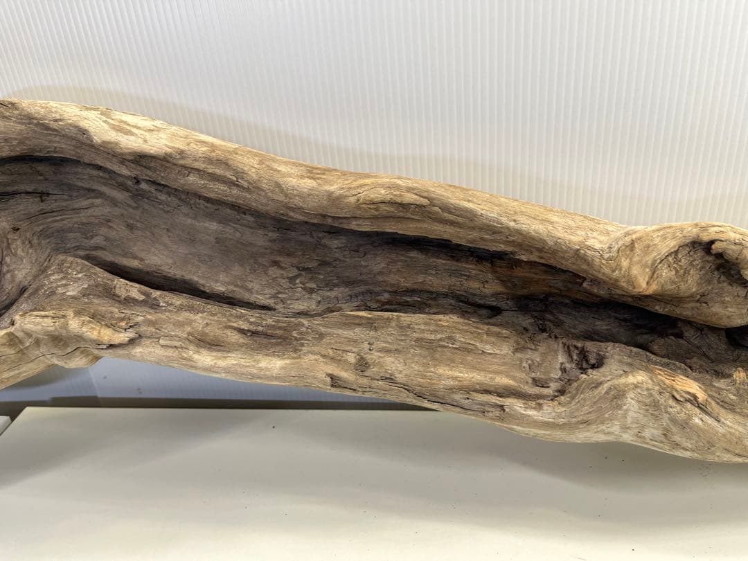 V3 特大流木 アク抜き済み流木 爬虫類シェルター 登り木 インテリア 生け花