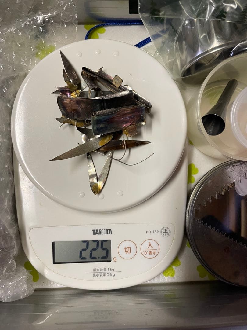 純銀製の杯と純銀細工の銀部分