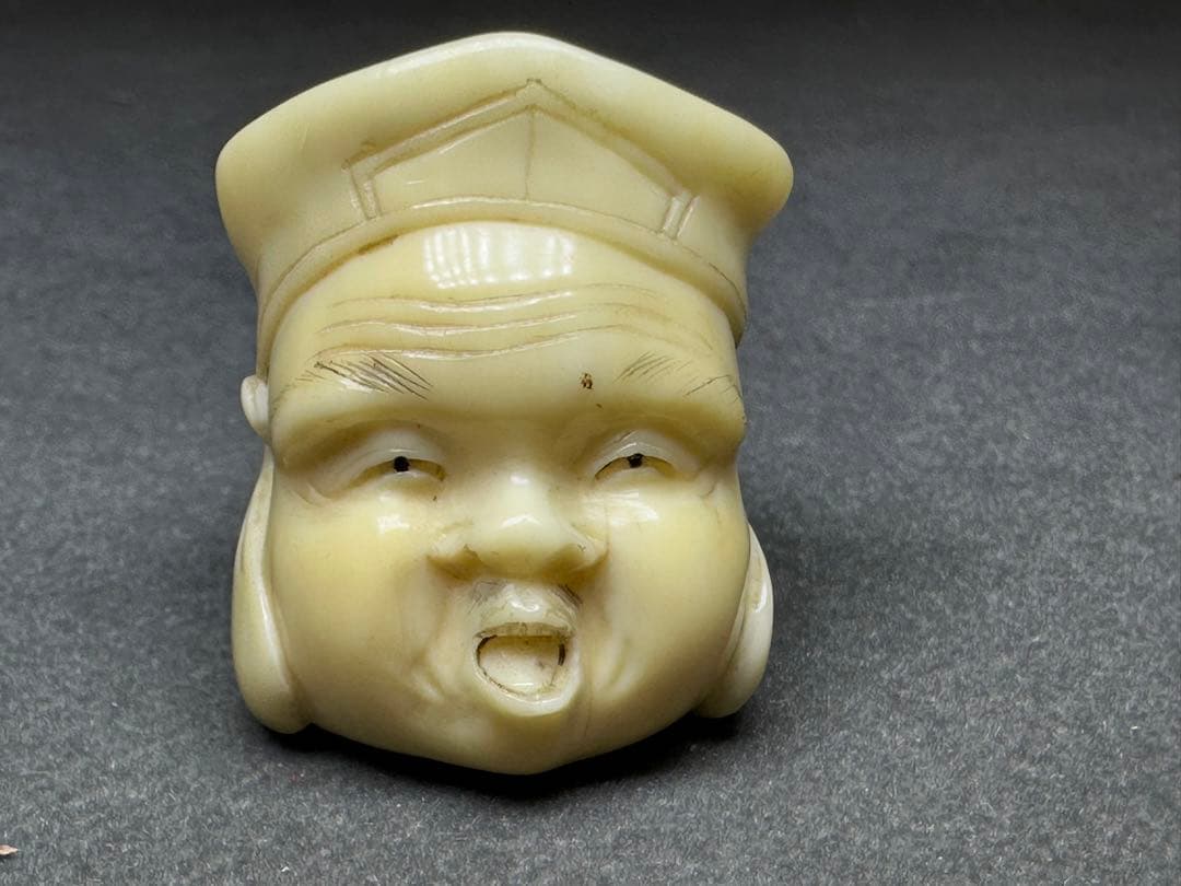 根付　鯨歯　古美術品　 置物　細密細工　骨董　アンティーク　彫刻 工芸品