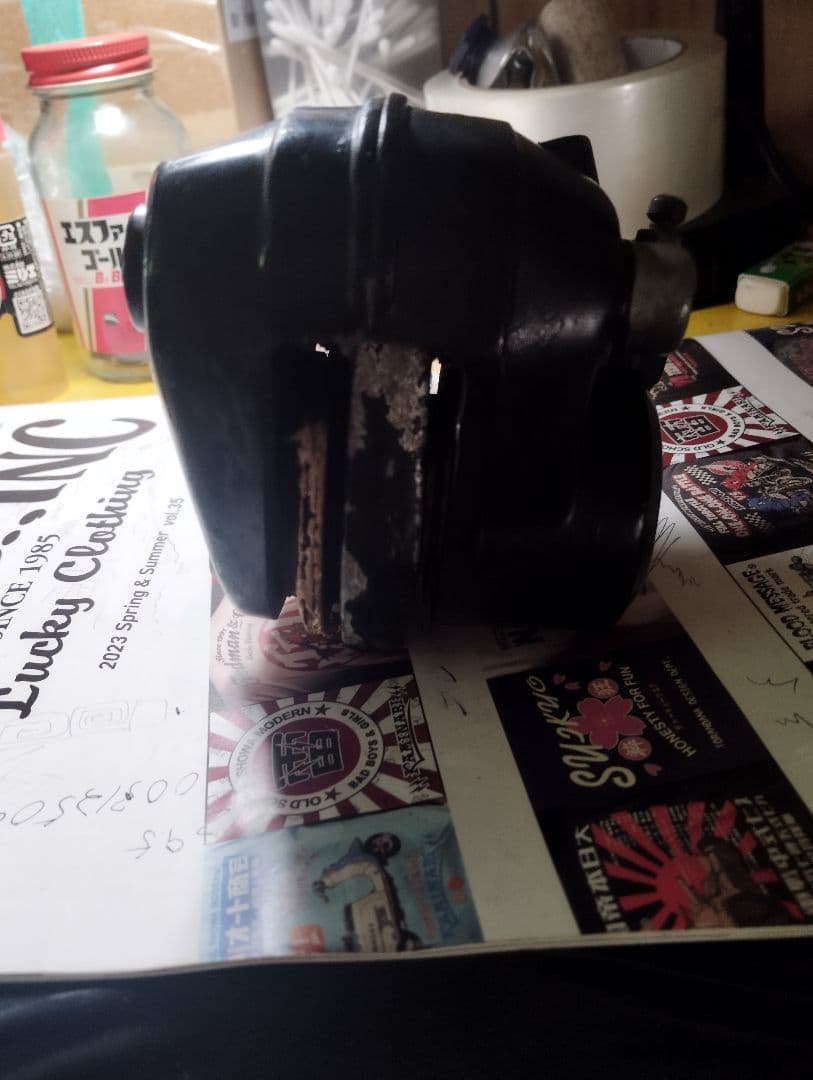 Z1.Z2フロントキャリパー