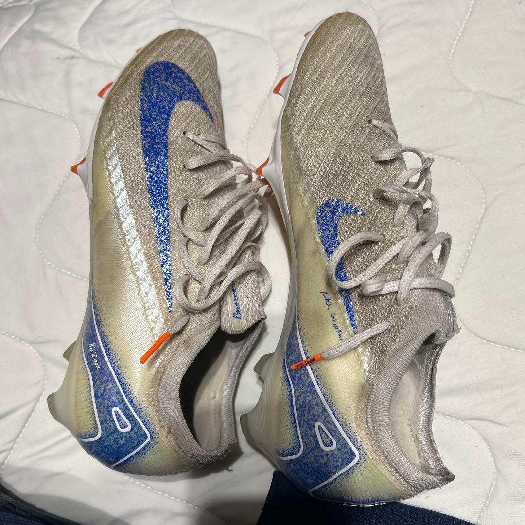 Nike マーキュリアルヴェイパー16