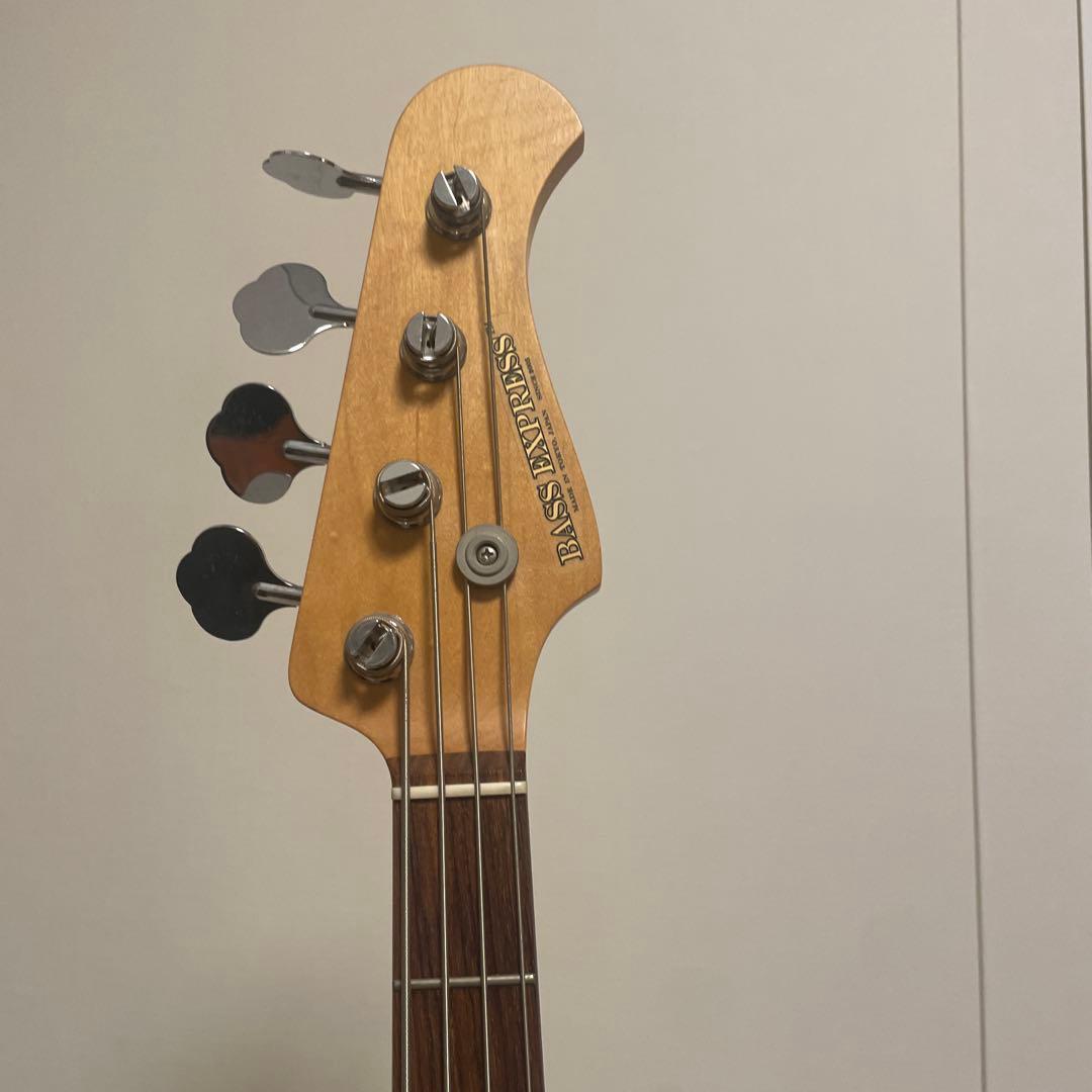 週末限定値下　インナーウッド　ベースエキスプレス 4弦ジャズベース　グリーン