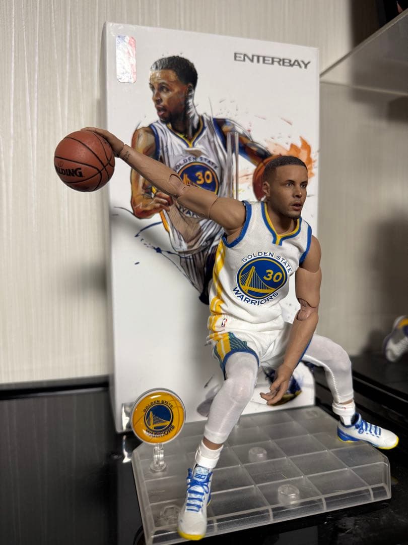 エンターベイ　ステフィンカリー　フィギュア