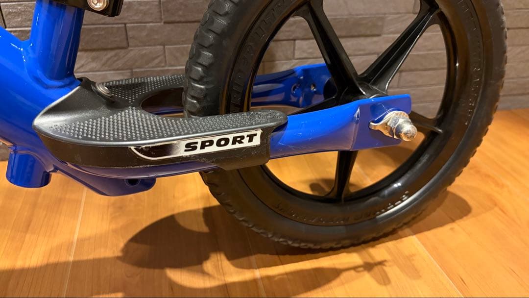 ★【断捨離中】なつ★　ストライダー スポーツモデル 12インチ 青　ブルー