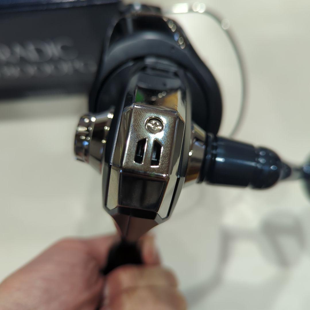 【美品】20ストラディックSW 8000PG