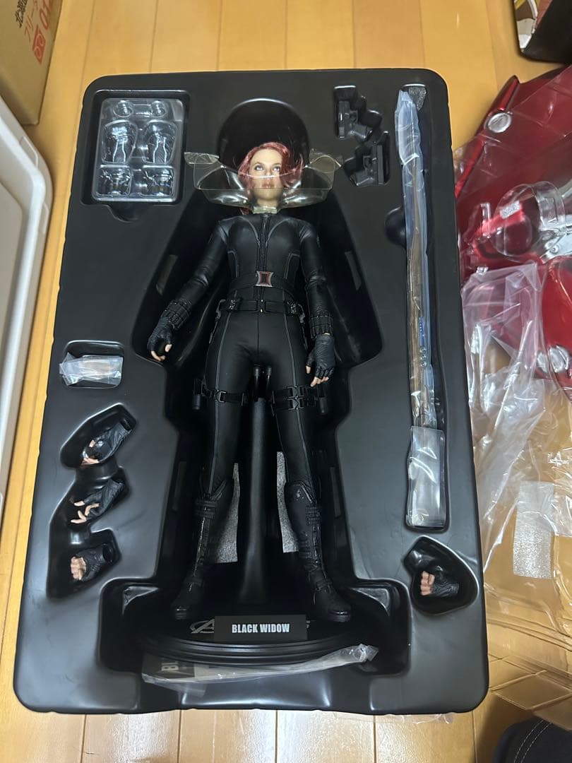 MARVEL BLACK WIDOW フィギュア　ホットトイズ
