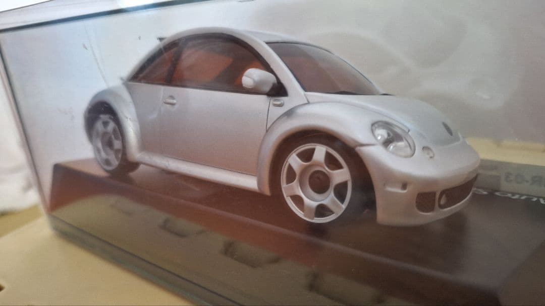 京商 ミニッツ ボディ　ニュービートル シルバー