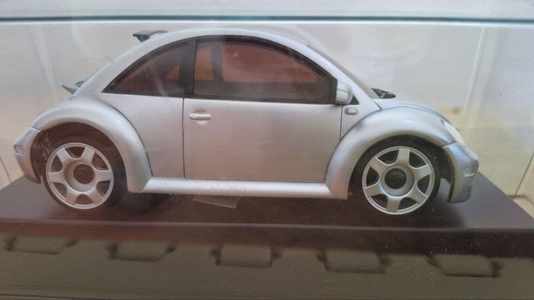 京商 ミニッツ ボディ　ニュービートル シルバー