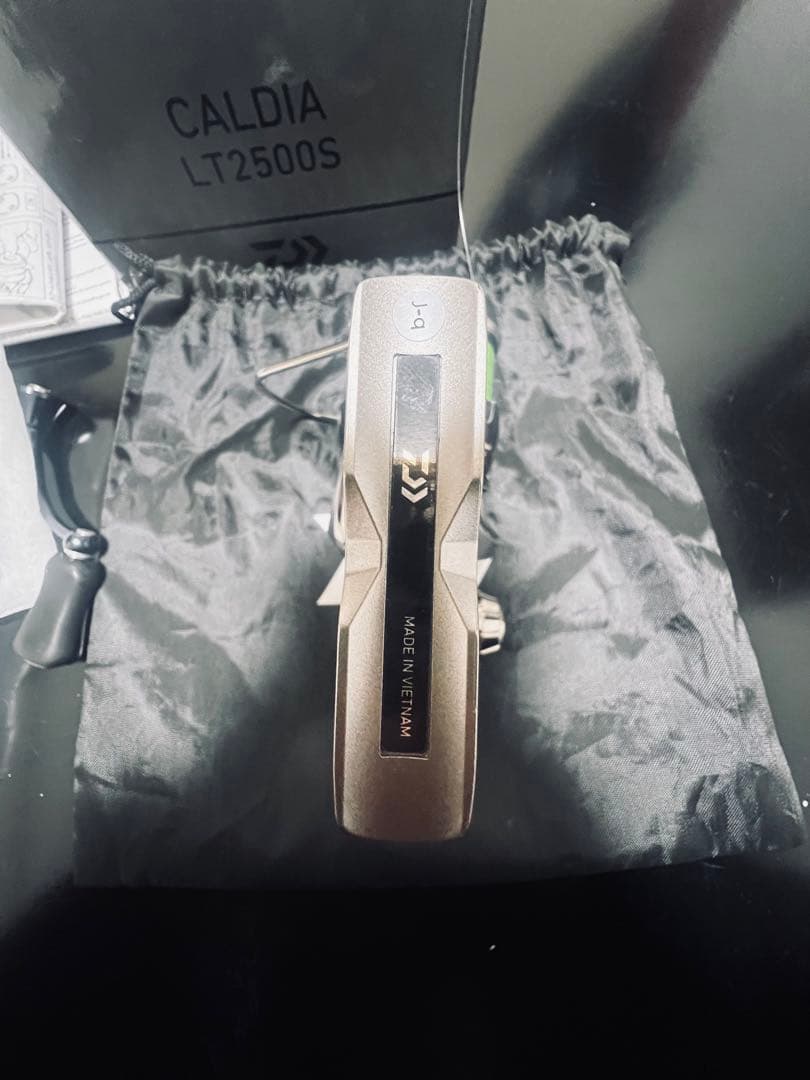 ダイワ 25カルディア LT2500S スピニングリール 付属品完備