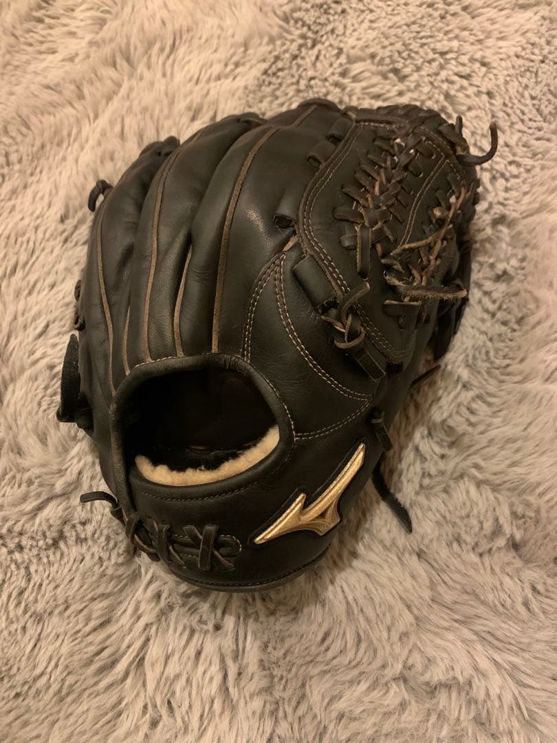 ミズノ グローバルエリート硬式グローブ 黒　内野手用