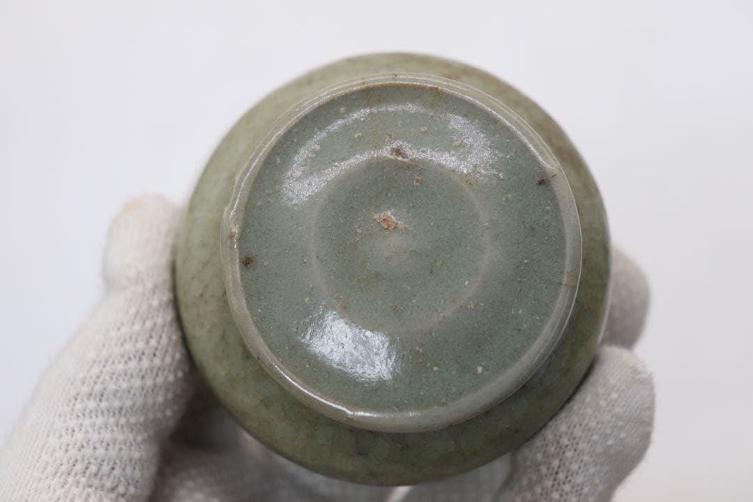 中国　宋時代　青磁小壺　龍泉窯　茶入　木箱付　送料込み250204