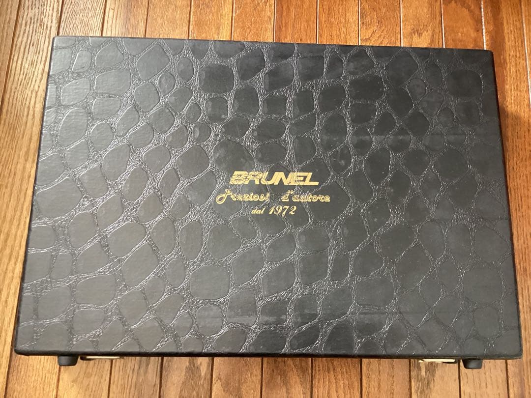 BRUNEL社イタリア製銀製立体女神レリーフ　額入り豪華ケース　カットガラス版