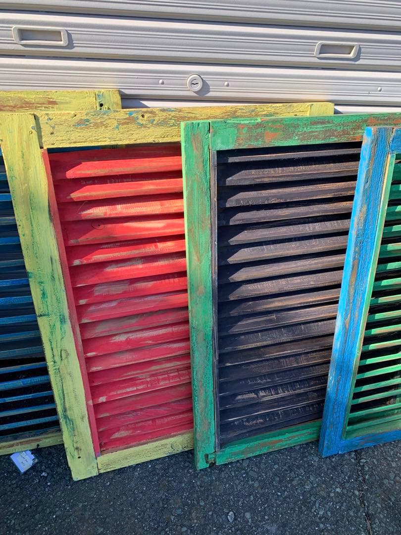 アンティークウッドボレー(鎧戸)