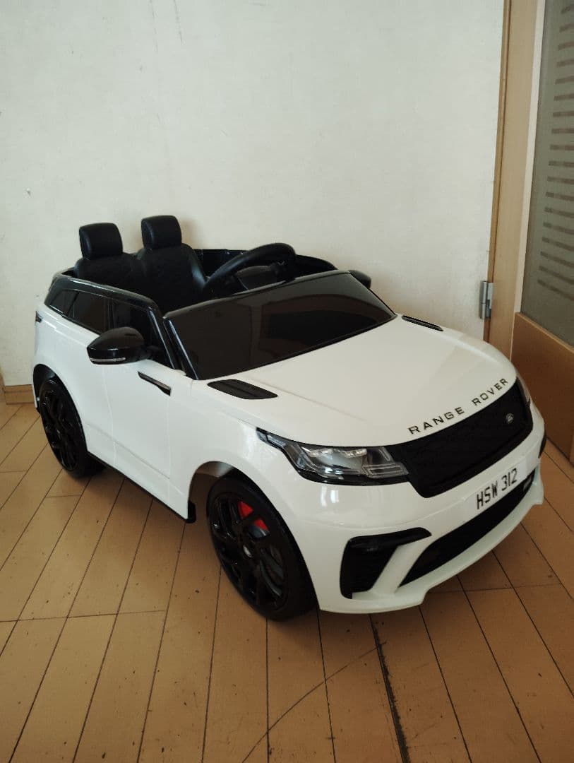 乗用玩具　RANGE ROVER レンジローバー　乗れるラジコン