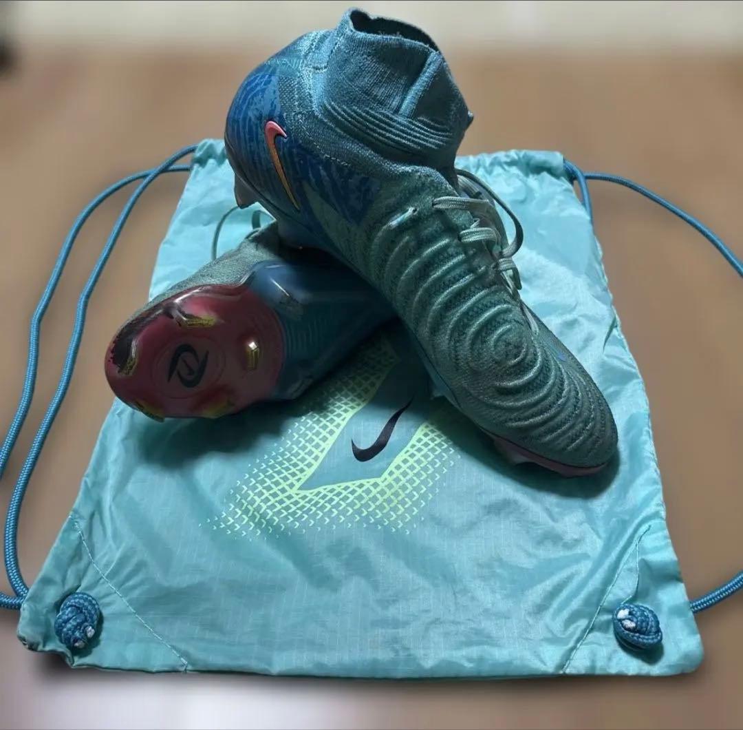 Nike ファントム ルナ 2 エリート