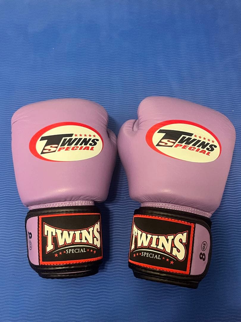 美品TWINS SPECIAL ボクシンググローブ 8oz パープル