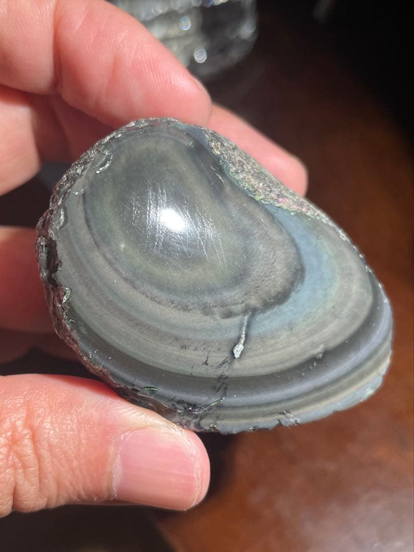 十勝石玲瓏　複合色レインボーオブシディアン