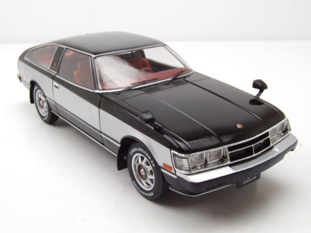 WHITEBOX トヨタセリカXX 1978 マンハッタン 1/24 外箱破損