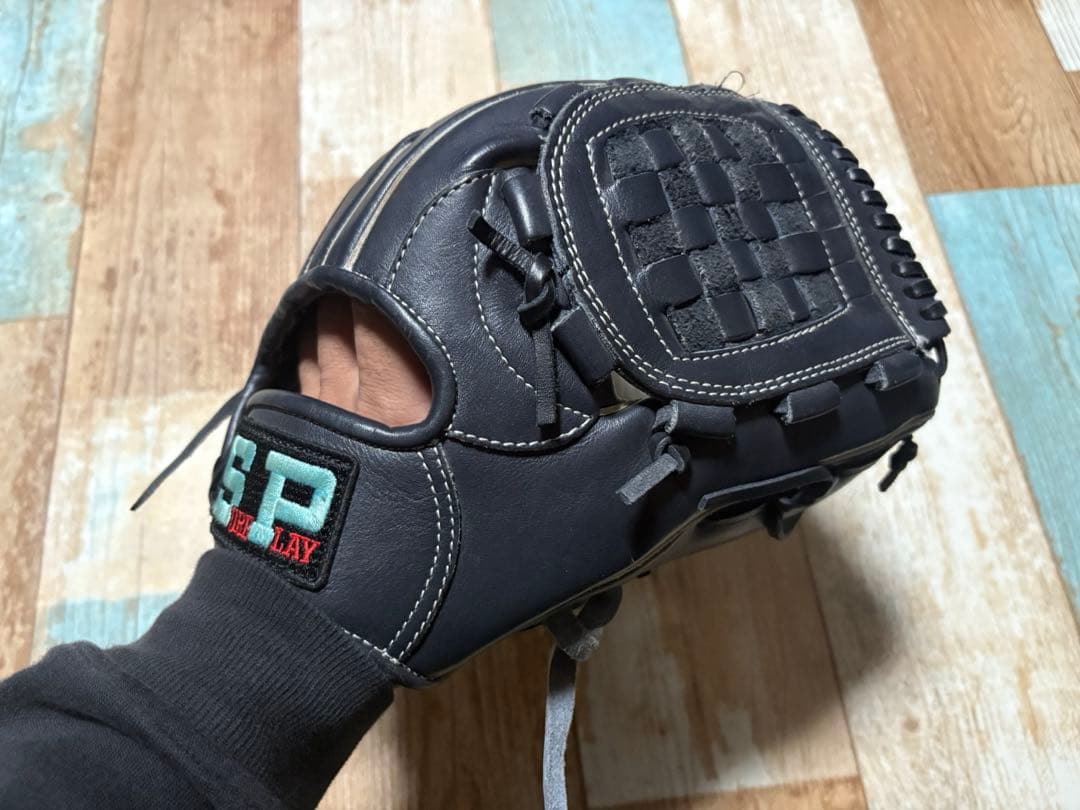 シュアプレイ☆一般軟式投手用（使用回数少ない）キレイです。