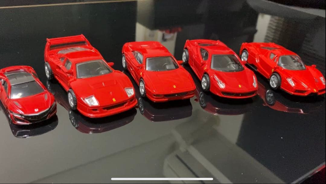 トミカ、ジク (SIKU) 等の ミニカーまとめ売り 105台！