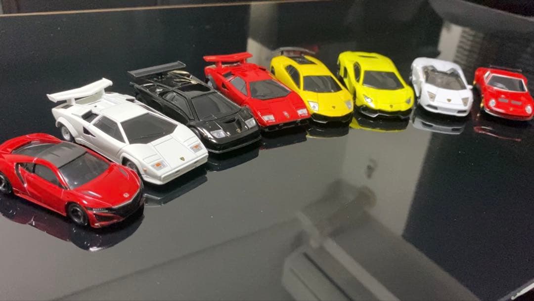 トミカ、ジク (SIKU) 等の ミニカーまとめ売り 105台！