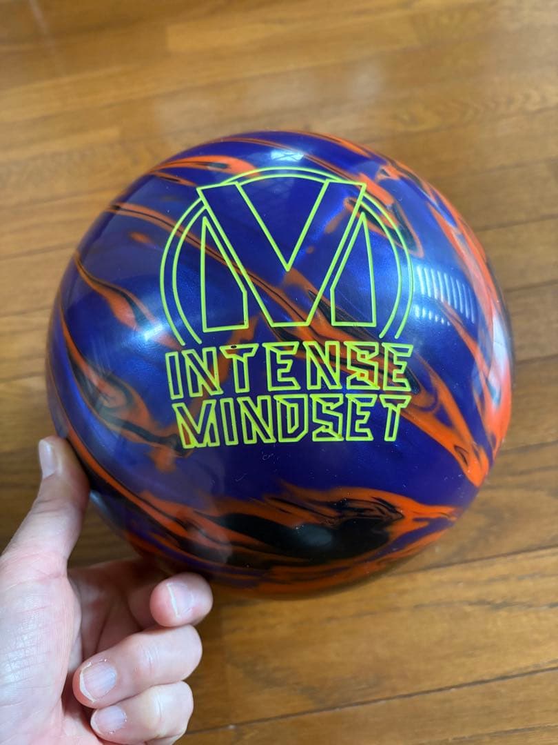 INTENSE MINDSET ボウリングボール