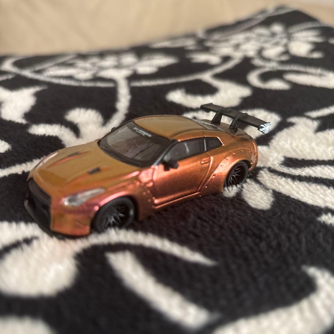 MINI GT 1/64 リバティーウォーク　LBWK GT-R ランボルギーニ