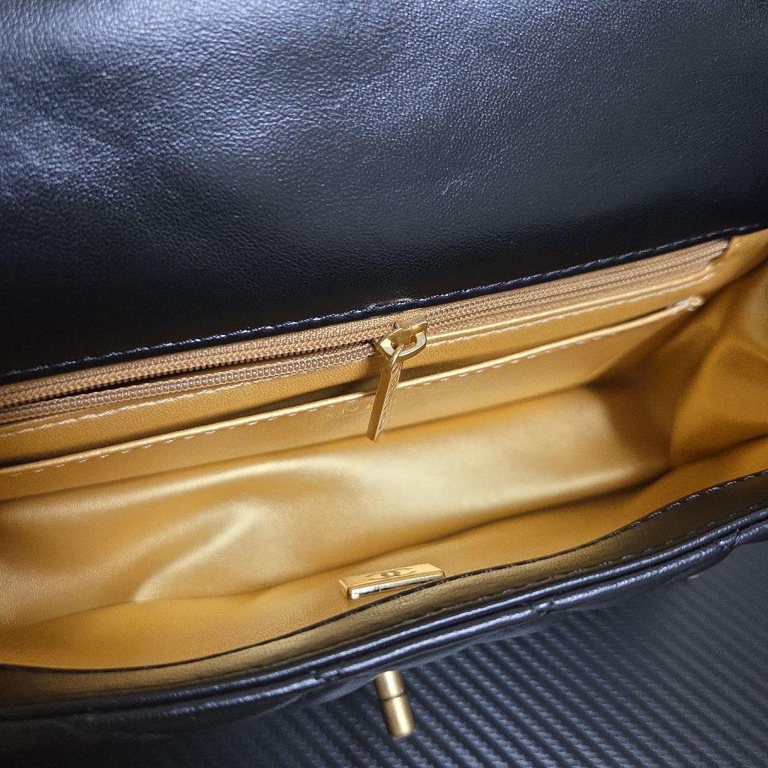 ブラック ショルダーバッグキルティング