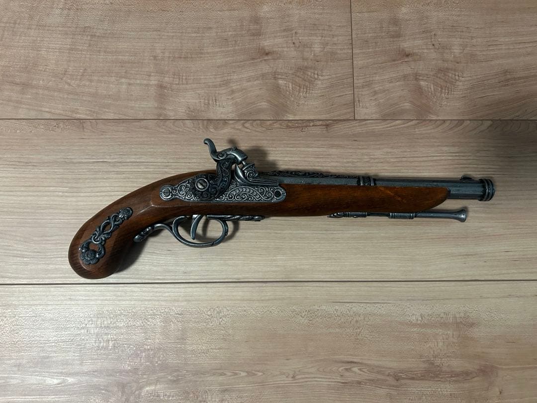 銃　【海外購入】　インテリア　本格おもちゃ