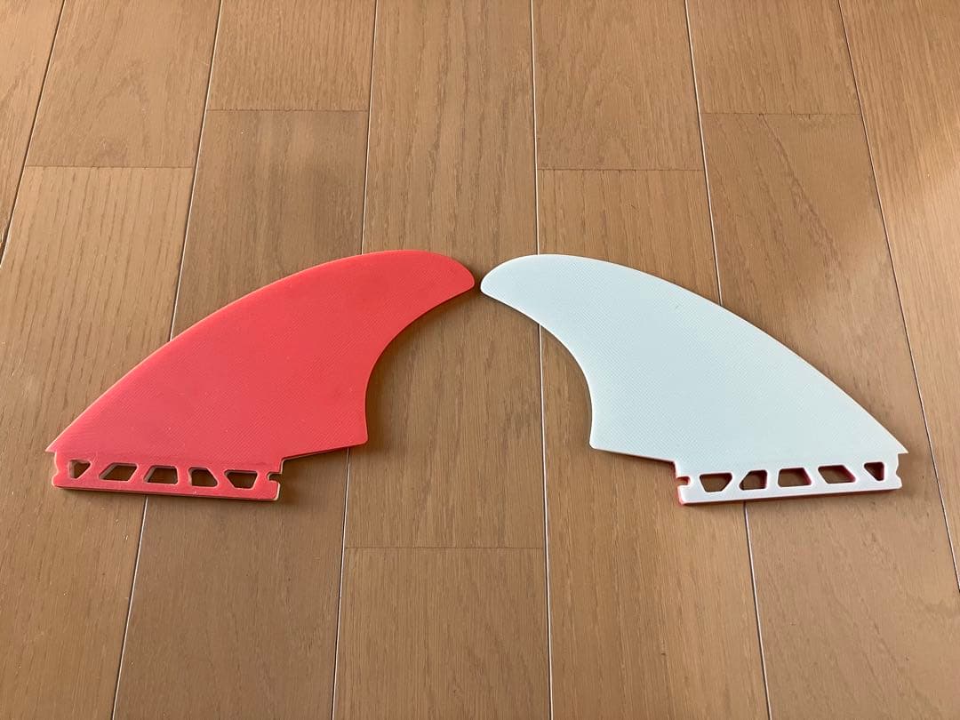 futures Mikey February ツインフィン