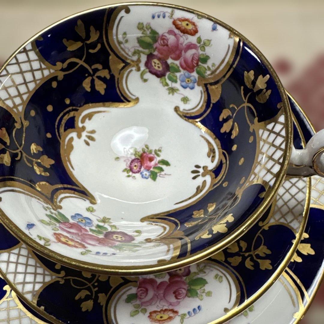 アンティークLivertons のトリオ1920-1939 年