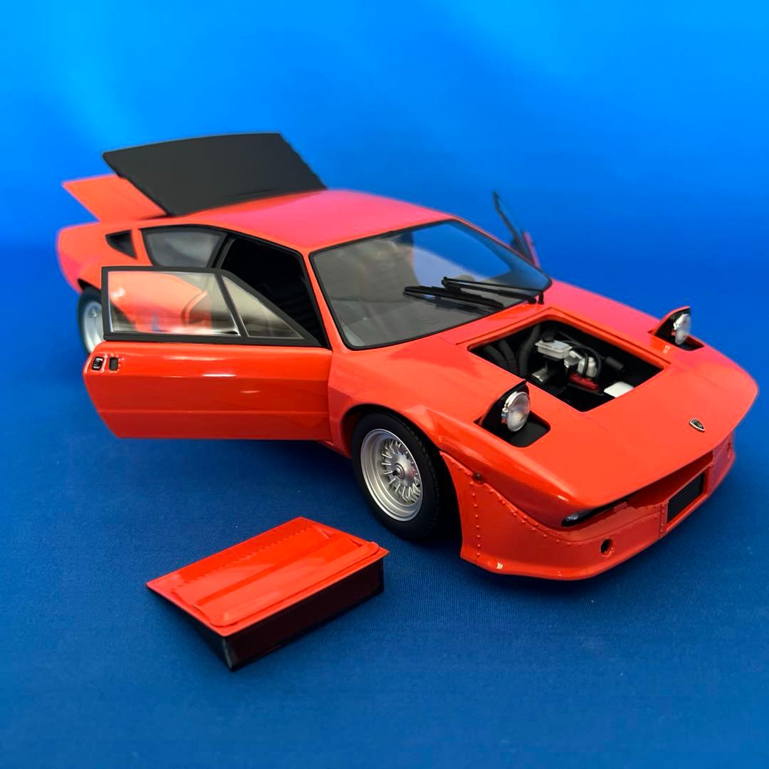 京商　1/18 ランボルギーニ ウラッコ ラリー