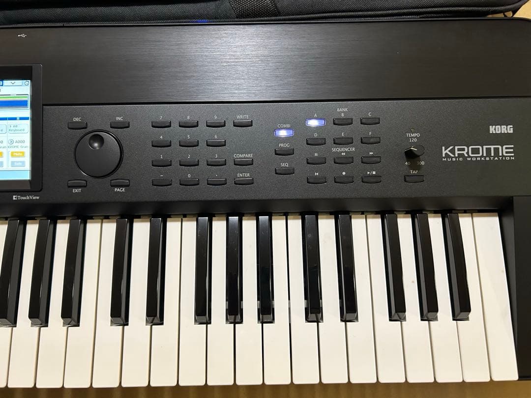 KORG KROME 61鍵 シンセサイザー ミュージックワークステーション