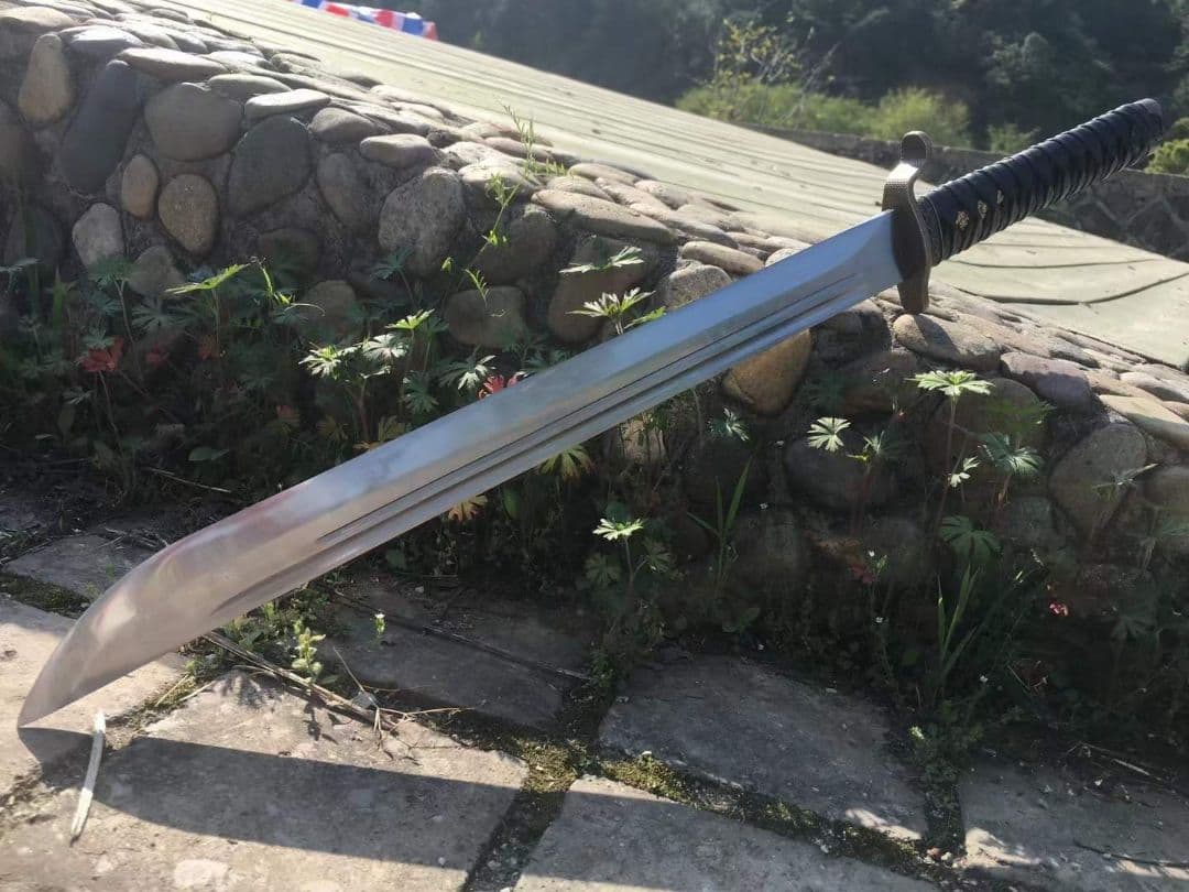 【錦衣衛―統領帯刀】古兵器 武具　刀装具　日本刀　模造刀 居合刀  短刀