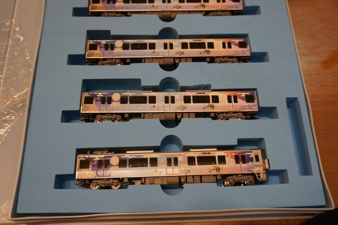 KATO 225系 びわこおおつ紫式部とれいん ラッピング仕様　6両