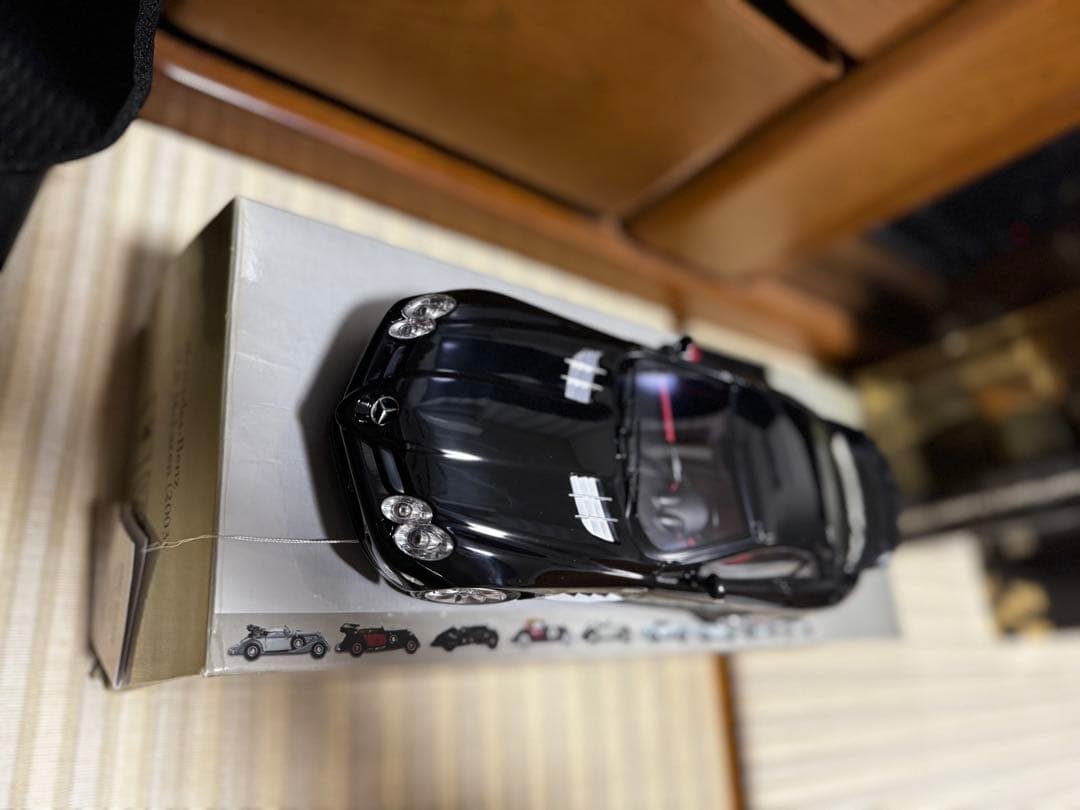 絶版　C￼MC 1/18 メルセデスベンツ￼ SLR McLaren ブラック