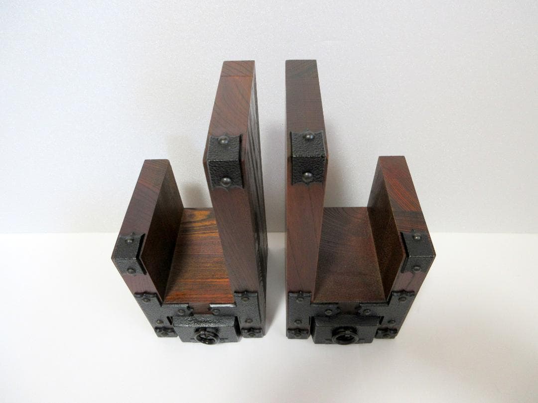 木製 重厚ブックエンド 欅 / 仙台箪笥意匠