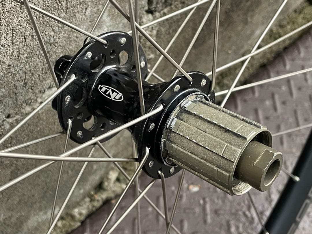 シクロ　カーボンチューブラー　ディスク