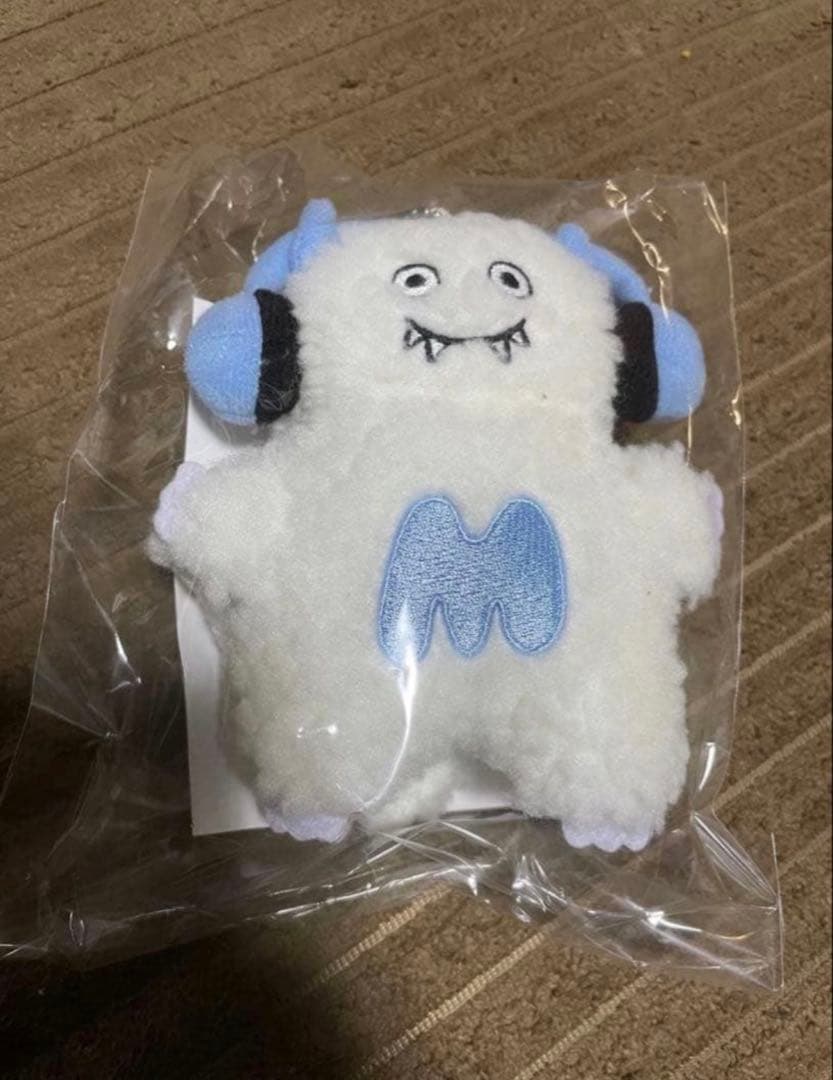 マルシィ 心の奥に潜む怪獣　新品未開封　白　Flavors シール付き