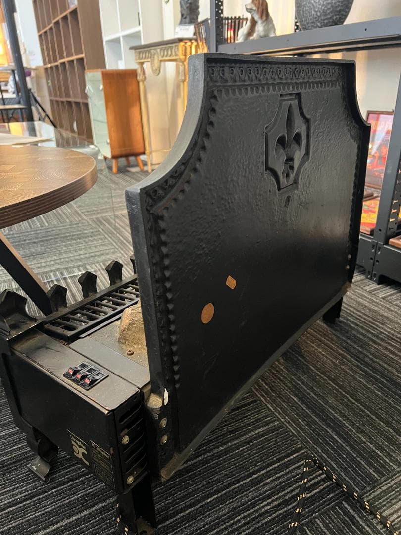 入手困難DIMPLEX 中世ヨーロッパ 西洋風 電気暖炉 アンティーク 城の暖炉