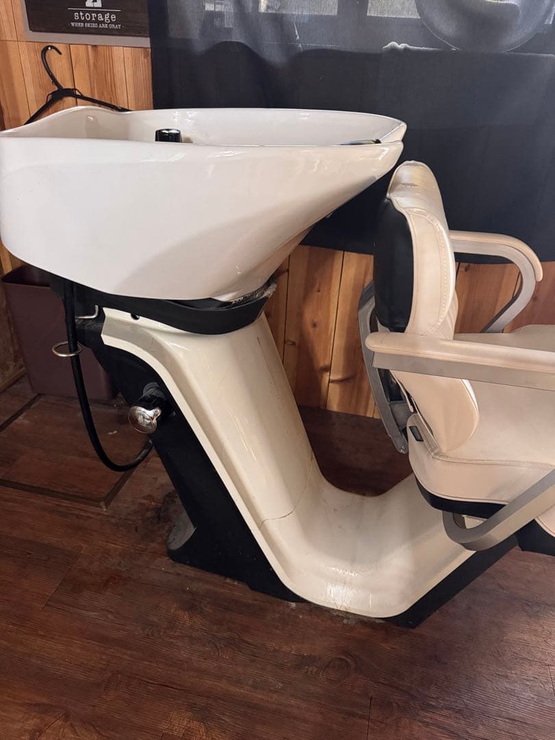 タカラベルモンド　シャンプー台RSⅢ COMFORT ホワイト 引き取り限定！